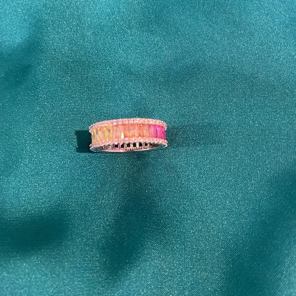 Multi colored ring - Picture 2 of 2